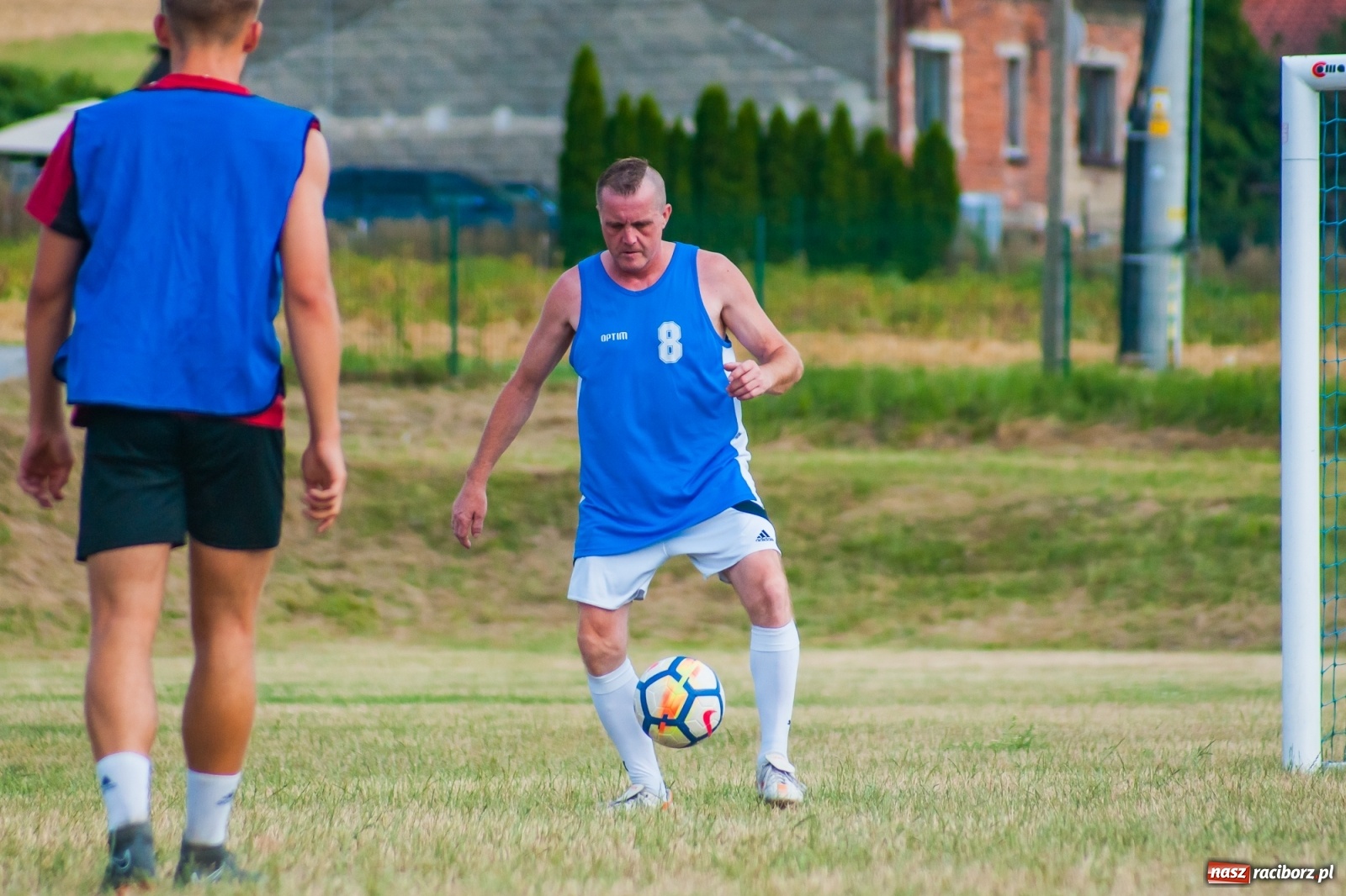 Zdjęcie w galerii na portalu naszraciborz.pl: Festynowe granie o Puchar Prezesa w Brzeziu [FOTO] wiadomości z regionu