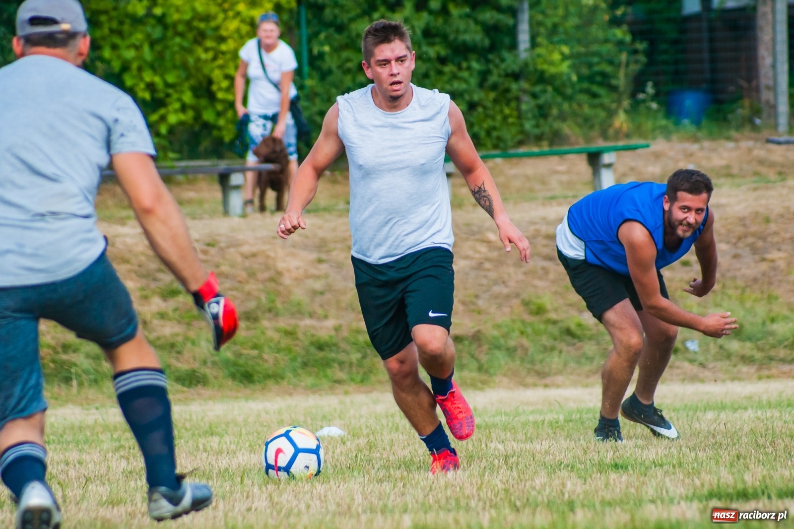 Zdjęcie w galerii na portalu naszraciborz.pl: Festynowe granie o Puchar Prezesa w Brzeziu [FOTO] wiadomości z regionu