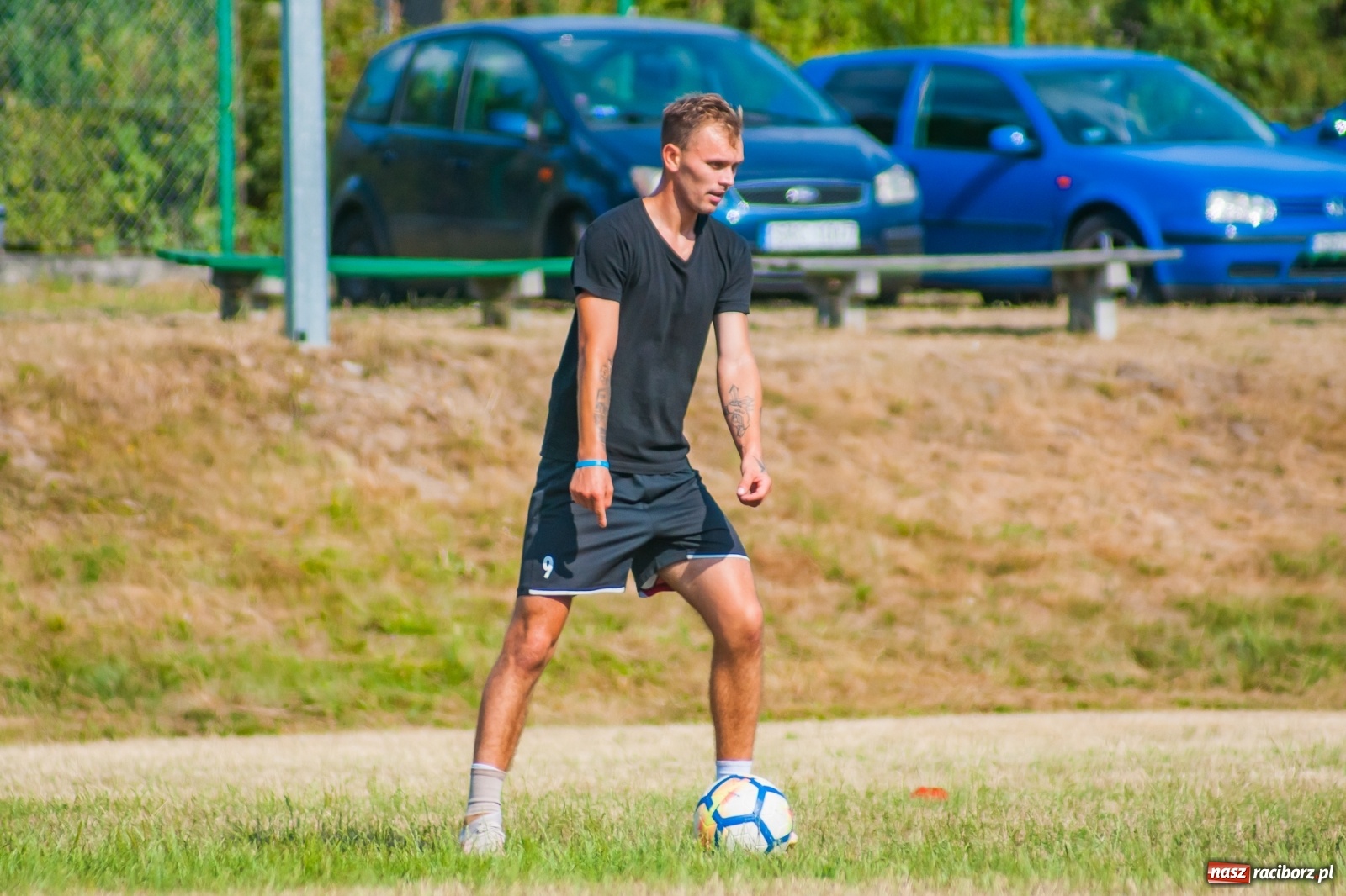 Zdjęcie w galerii na portalu naszraciborz.pl: Festynowe granie o Puchar Prezesa w Brzeziu [FOTO] wiadomości z regionu