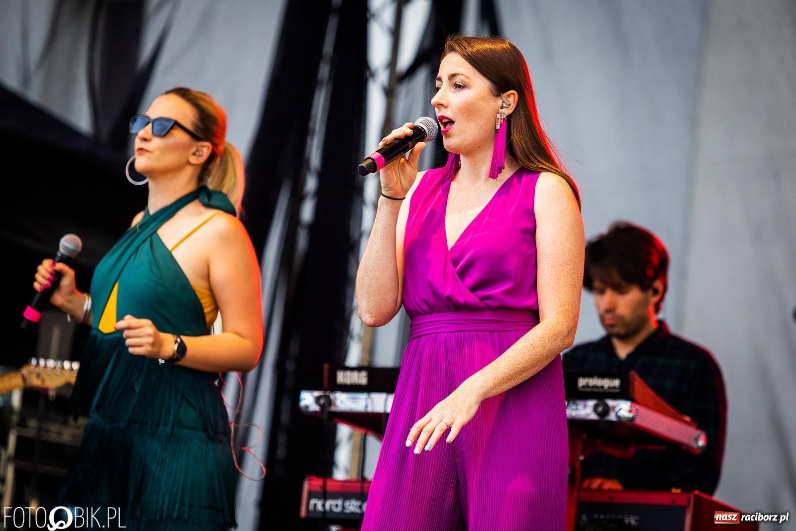 Zdjęcie w galerii na portalu naszraciborz.pl: Drugi dzień obchodów dni Krzanowic. Gwiazdą wieczoru zespół Frele wiadomości z regionu