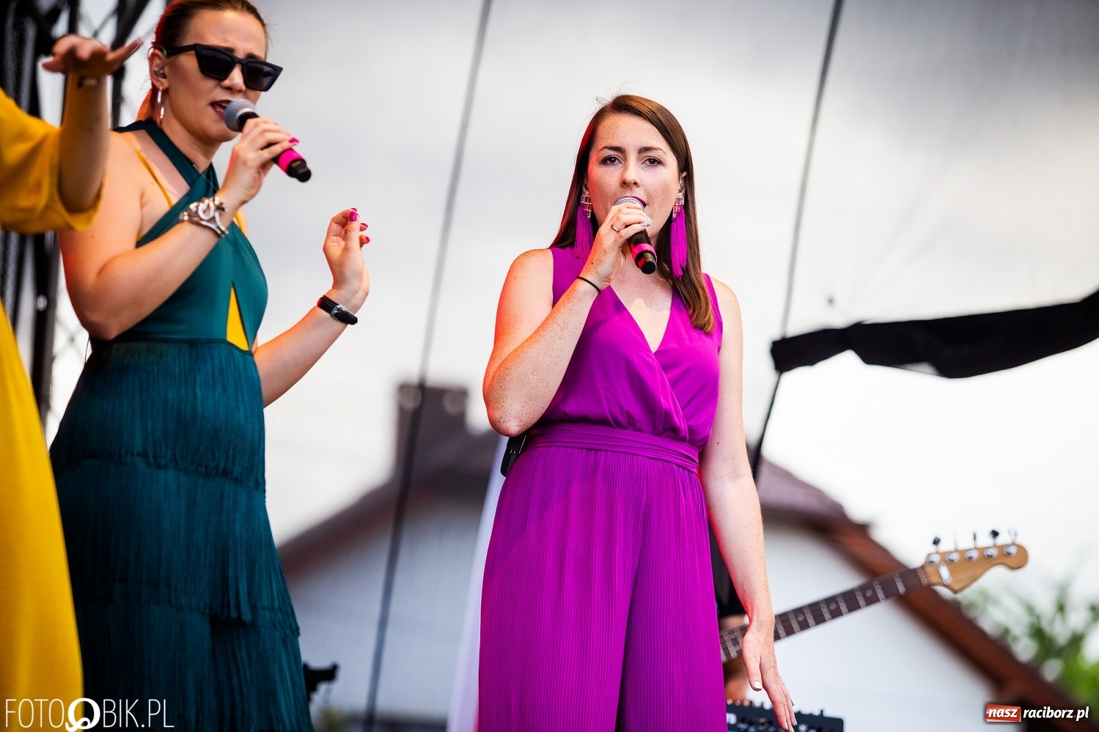 Zdjęcie w galerii na portalu naszraciborz.pl: Drugi dzień obchodów dni Krzanowic. Gwiazdą wieczoru zespół Frele wiadomości z regionu