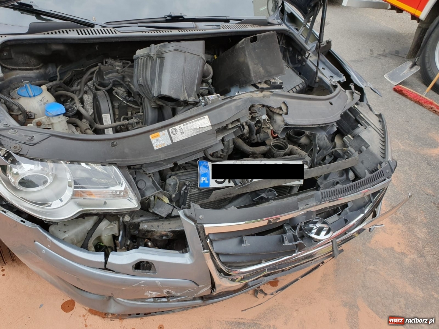 Zdjęcie w galerii na portalu naszraciborz.pl: Audi i volkswagen zderzyły się w Pawłowie [FOTO] wiadomości z regionu