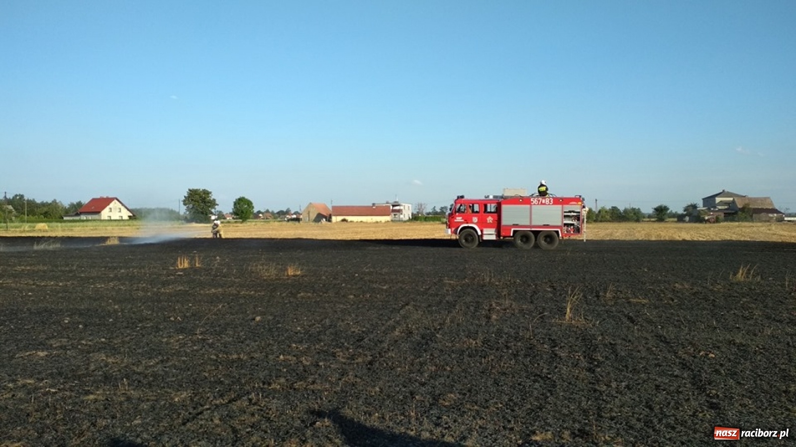 Zdjęcie w galerii na portalu naszraciborz.pl: Policja zatrzymała podpalacza z Rudy. Rzucił się na funkcjonariuszy! wiadomości z regionu