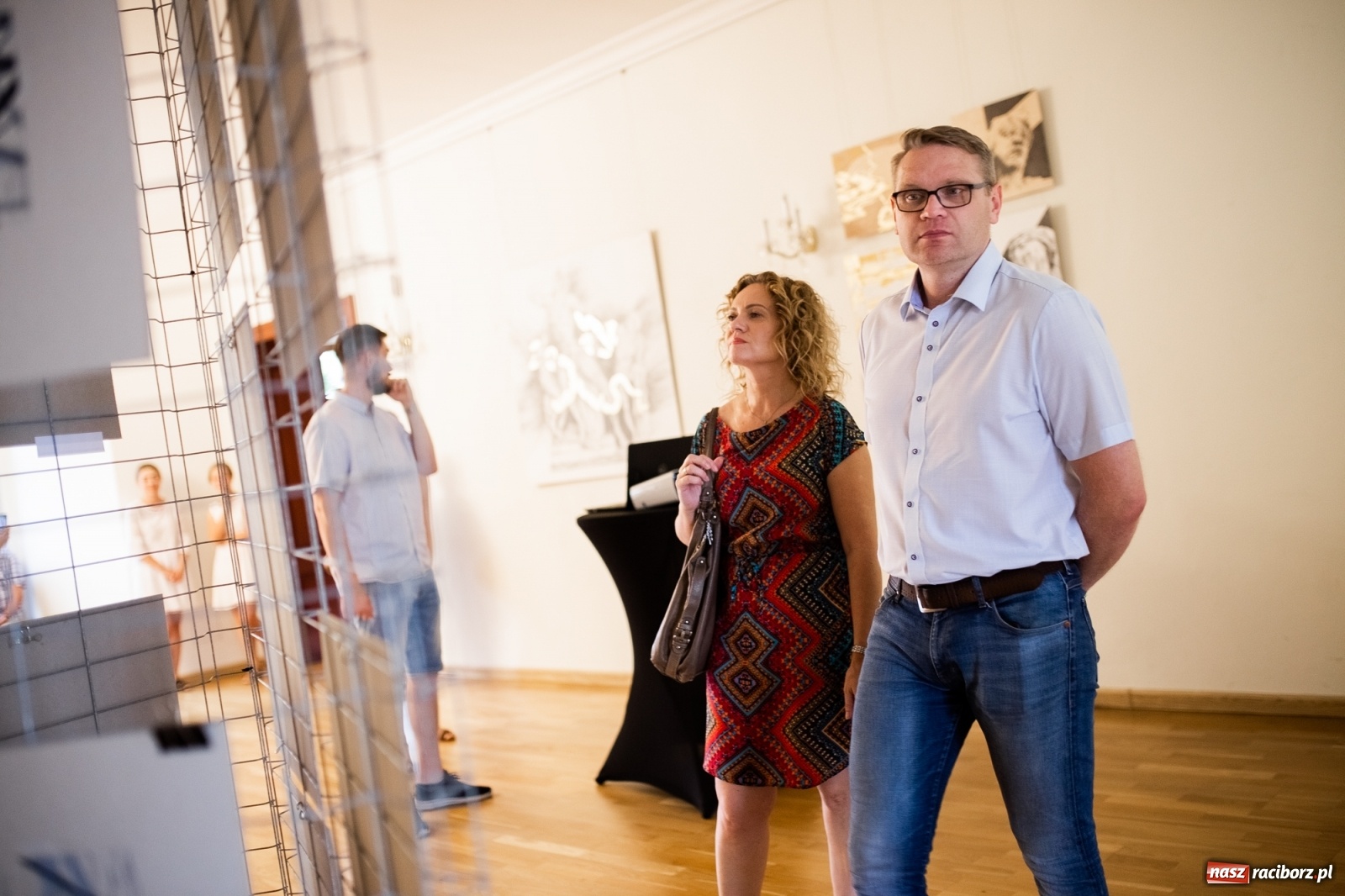 Zdjęcie w galerii na portalu naszraciborz.pl: Finisaż wystawy dyplomów artystycznych absolwentów PWSZ wiadomości z regionu