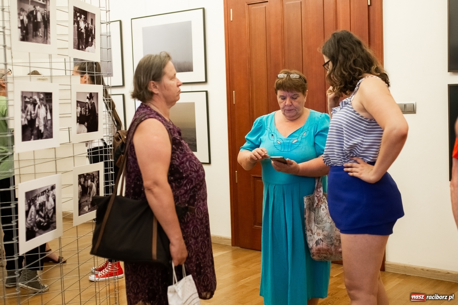 Zdjęcie w galerii na portalu naszraciborz.pl: Finisaż wystawy dyplomów artystycznych absolwentów PWSZ wiadomości z regionu