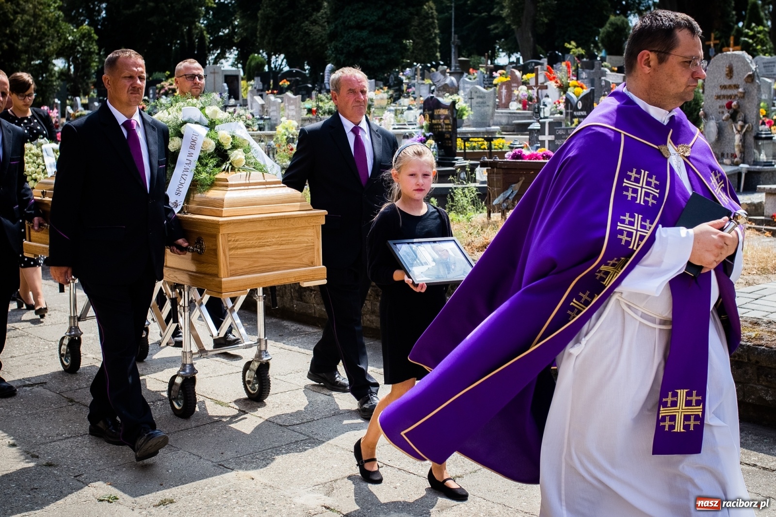Zdjęcie w galerii na portalu naszraciborz.pl: Na cmentarzu Jeruzalem pożegnano śp. Jerzego Thamma [FOTO] wiadomości z regionu