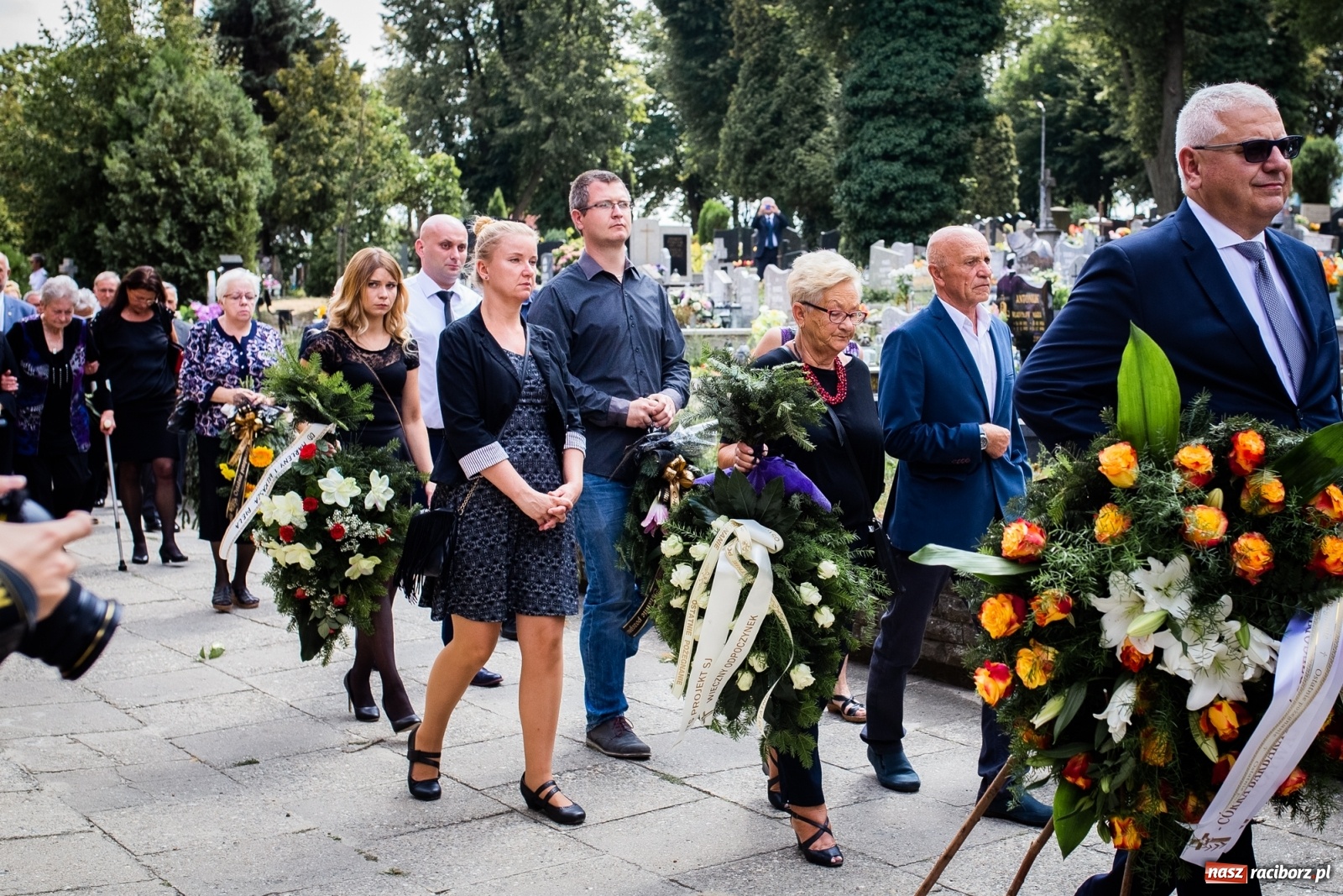 Zdjęcie w galerii na portalu naszraciborz.pl: Na cmentarzu Jeruzalem pożegnano śp. Jerzego Thamma [FOTO] wiadomości z regionu