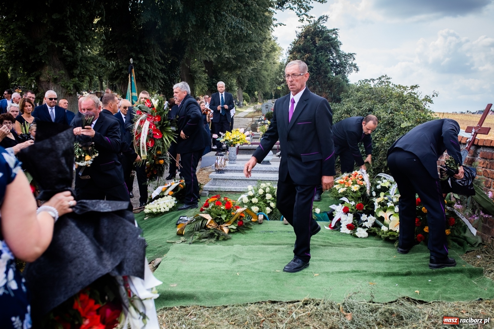 Zdjęcie w galerii na portalu naszraciborz.pl: Na cmentarzu Jeruzalem pożegnano śp. Jerzego Thamma [FOTO] wiadomości z regionu