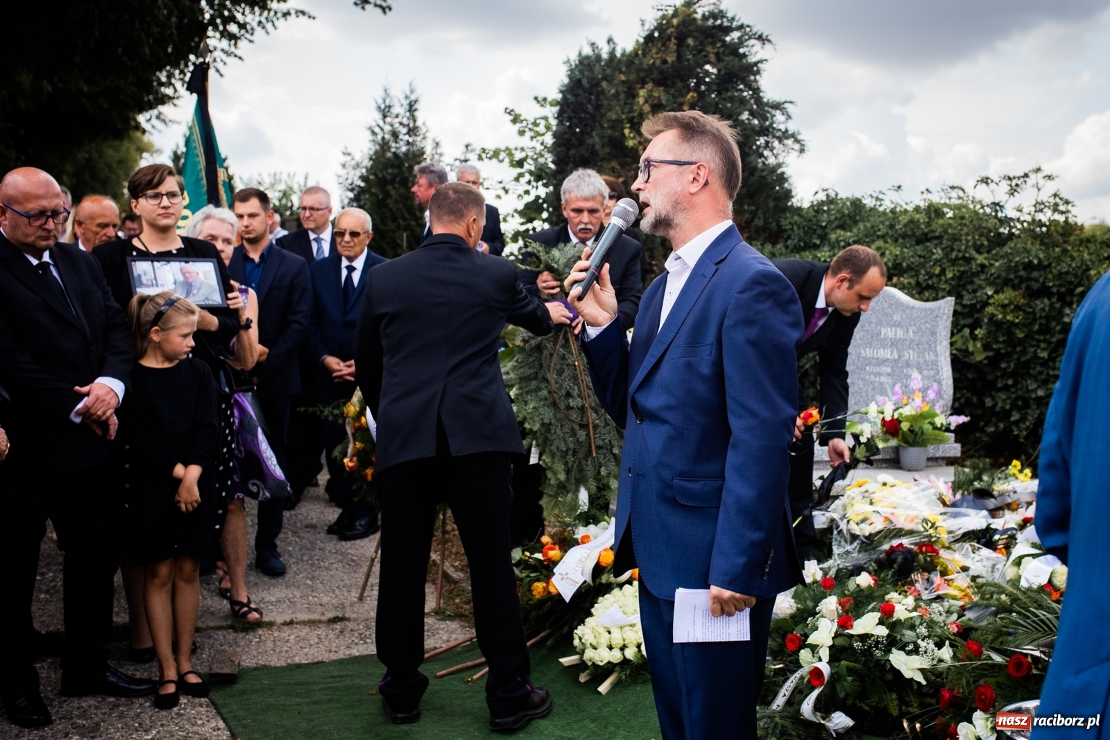 Zdjęcie w galerii na portalu naszraciborz.pl: Na cmentarzu Jeruzalem pożegnano śp. Jerzego Thamma [FOTO] wiadomości z regionu