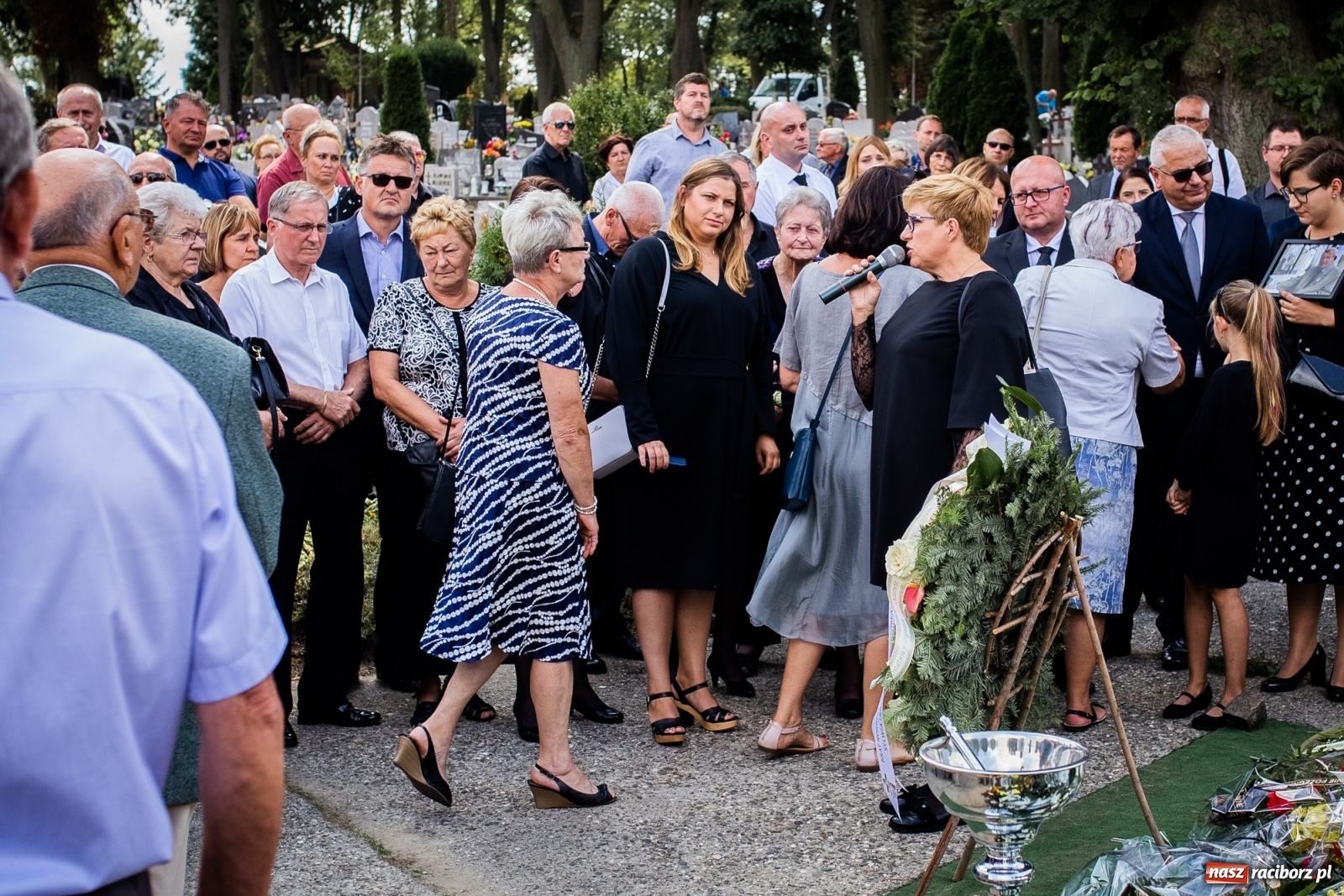 Zdjęcie w galerii na portalu naszraciborz.pl: Na cmentarzu Jeruzalem pożegnano śp. Jerzego Thamma [FOTO] wiadomości z regionu