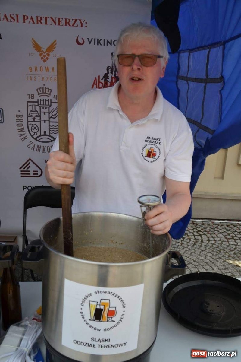 Zdjęcie w galerii na portalu naszraciborz.pl: Raciborski Bieg wokół komina. O co tu chodzi? wiadomości z regionu