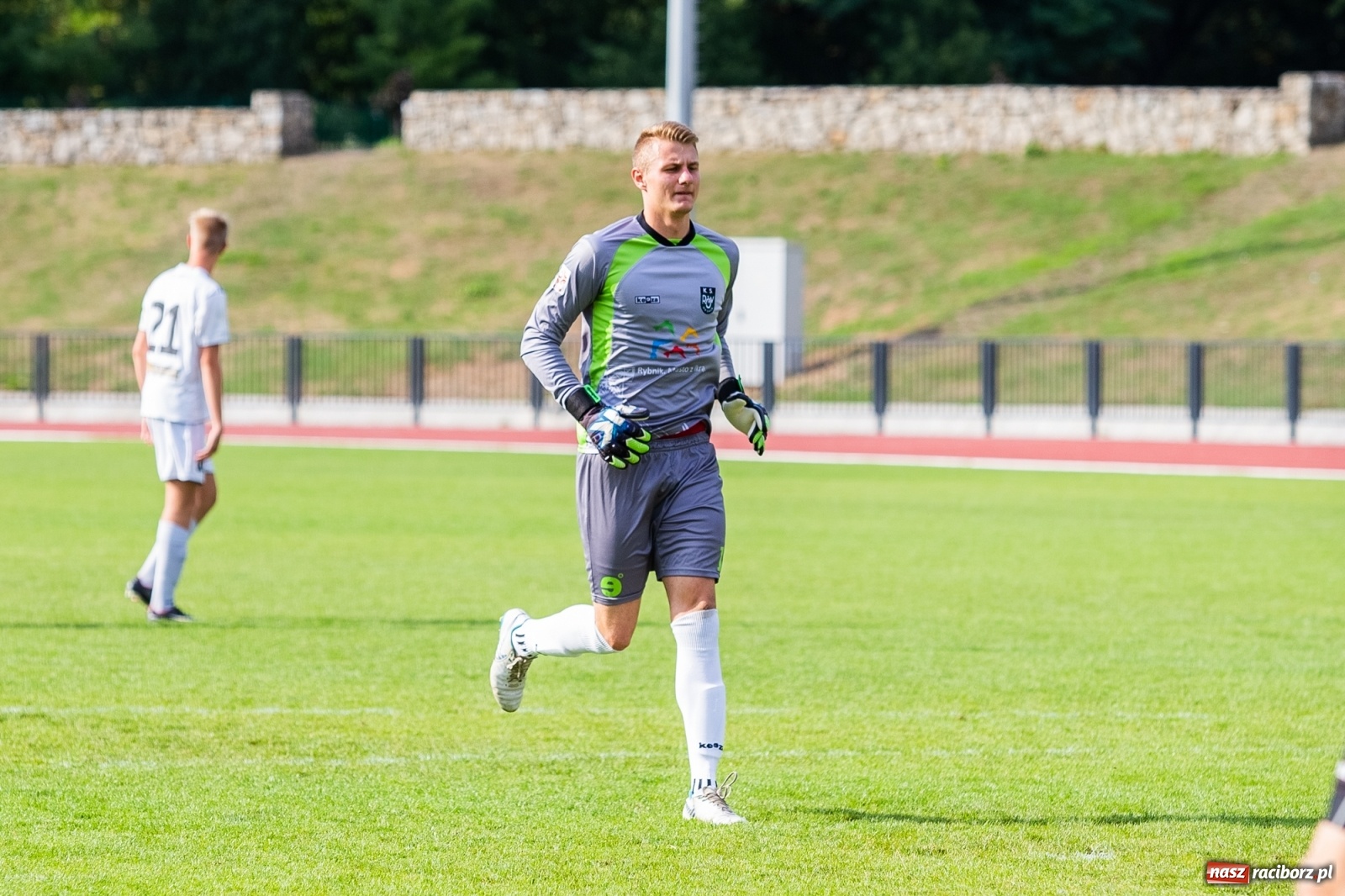 Zdjęcie w galerii na portalu naszraciborz.pl: Spryt Woniakowskiego uratował punkt dla Unii wiadomości z regionu