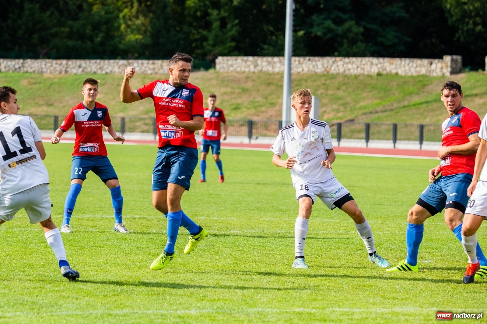 Zdjęcie w galerii na portalu naszraciborz.pl: Spryt Woniakowskiego uratował punkt dla Unii wiadomości z regionu