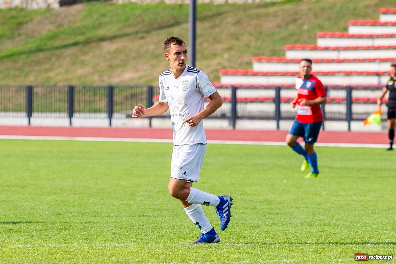 Zdjęcie w galerii na portalu naszraciborz.pl: Spryt Woniakowskiego uratował punkt dla Unii wiadomości z regionu