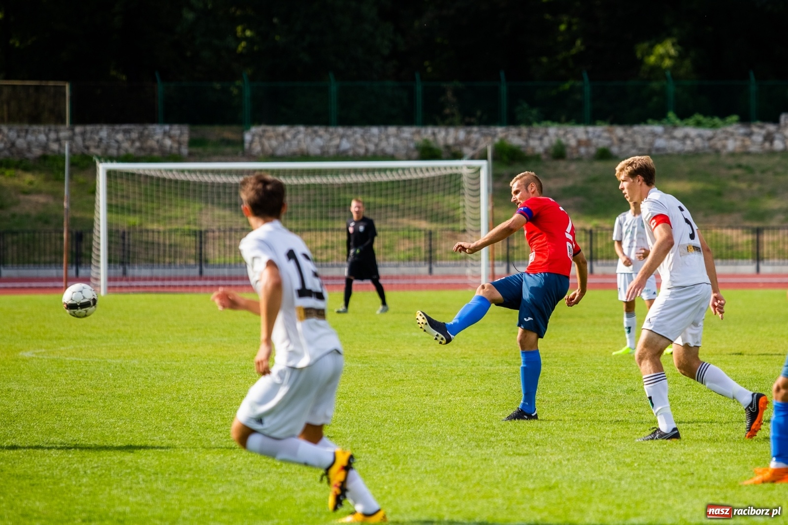 Zdjęcie w galerii na portalu naszraciborz.pl: Spryt Woniakowskiego uratował punkt dla Unii wiadomości z regionu