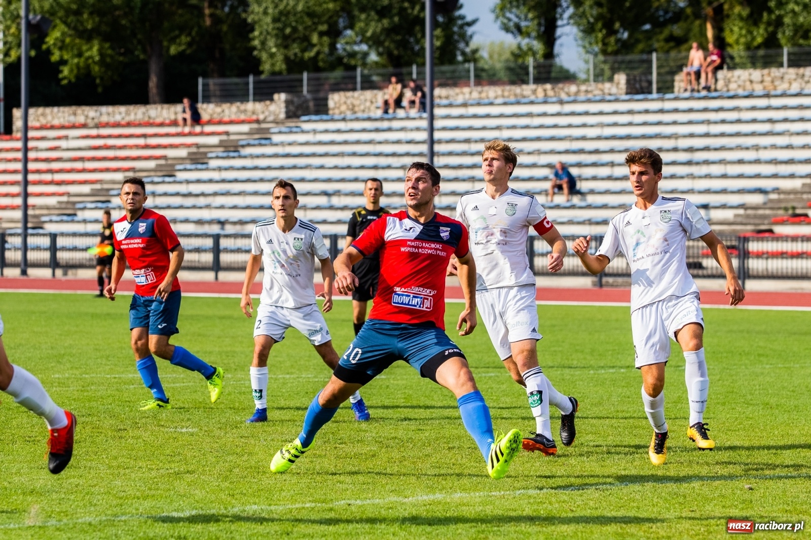 Zdjęcie w galerii na portalu naszraciborz.pl: Spryt Woniakowskiego uratował punkt dla Unii wiadomości z regionu