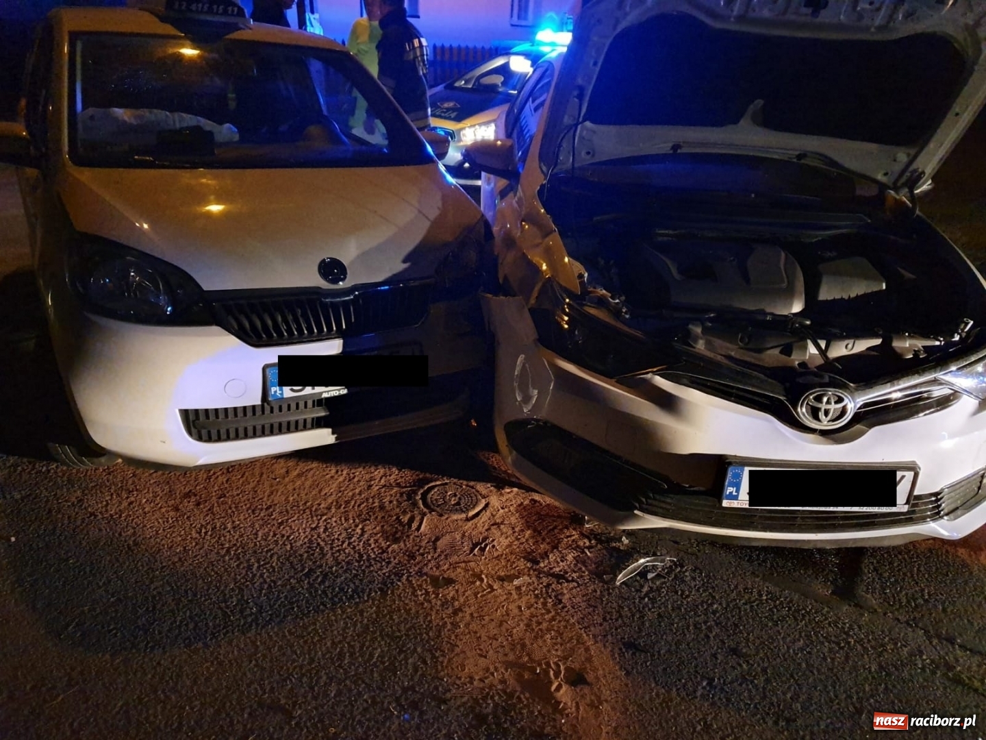 Zdjęcie w galerii na portalu naszraciborz.pl: Nocne zderzenie w Markowicach [FOTO] wiadomości z regionu