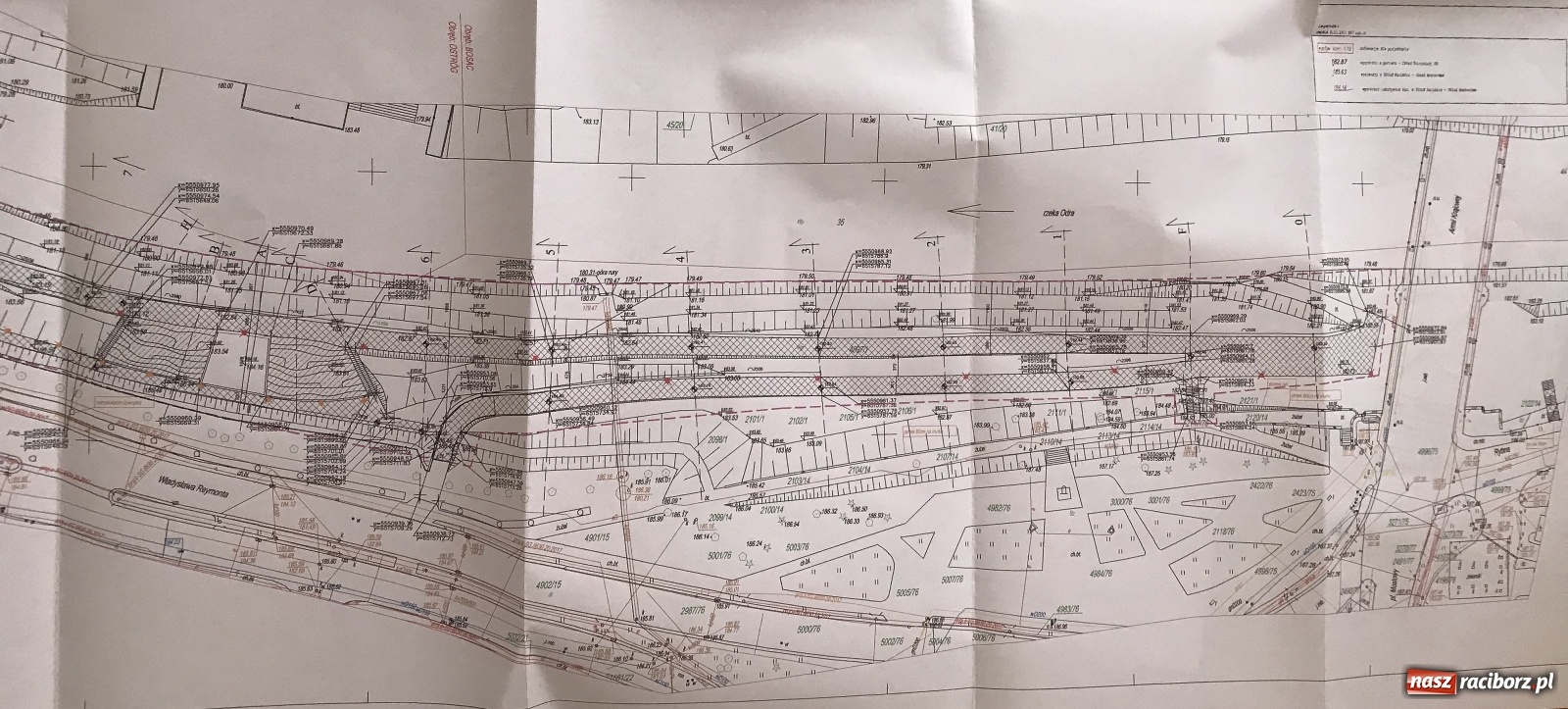 Zdjęcie w galerii na portalu naszraciborz.pl: Lewostronne bulwary zamiast placu Długosza  wiadomości z regionu