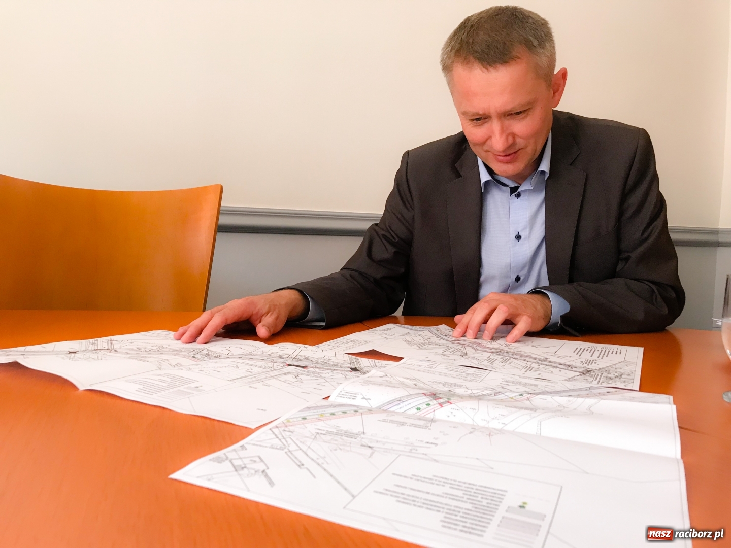 Zdjęcie w galerii na portalu naszraciborz.pl: Lewostronne bulwary zamiast placu Długosza  wiadomości z regionu