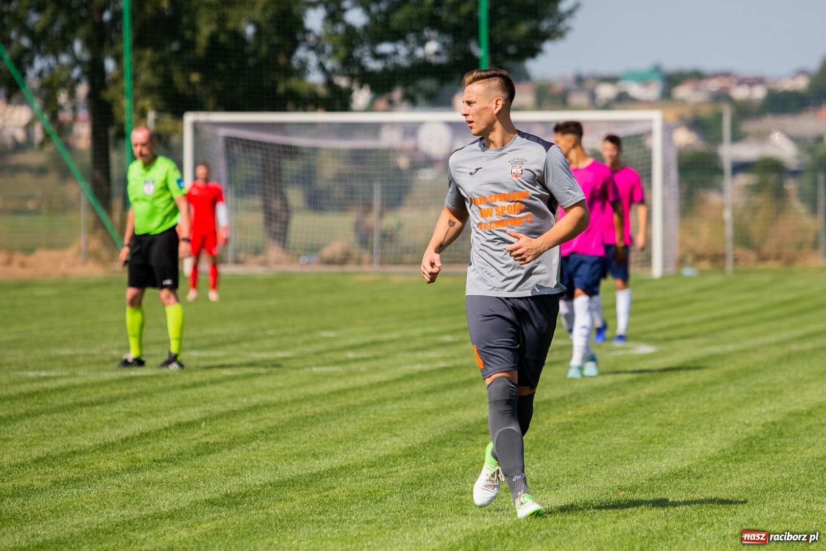 Zdjęcie w galerii na portalu naszraciborz.pl: Błędy defensywy przyczyną porażki. Krzyżanowice lepsze od Borucina wiadomości z regionu