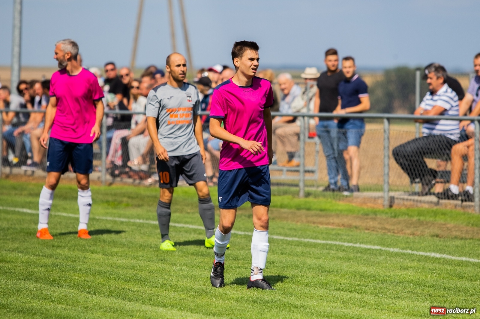 Zdjęcie w galerii na portalu naszraciborz.pl: Błędy defensywy przyczyną porażki. Krzyżanowice lepsze od Borucina wiadomości z regionu