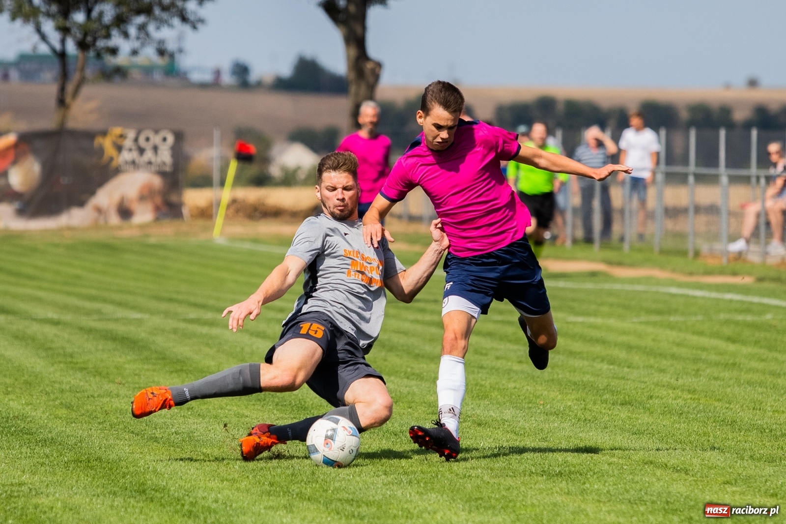 Zdjęcie w galerii na portalu naszraciborz.pl: Błędy defensywy przyczyną porażki. Krzyżanowice lepsze od Borucina wiadomości z regionu