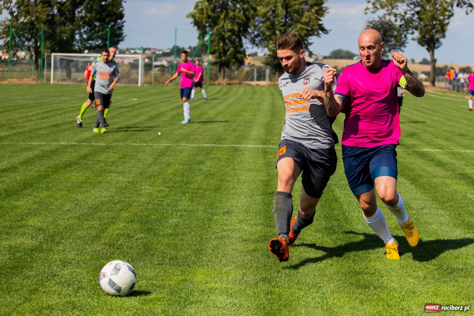 Zdjęcie w galerii na portalu naszraciborz.pl: Błędy defensywy przyczyną porażki. Krzyżanowice lepsze od Borucina wiadomości z regionu