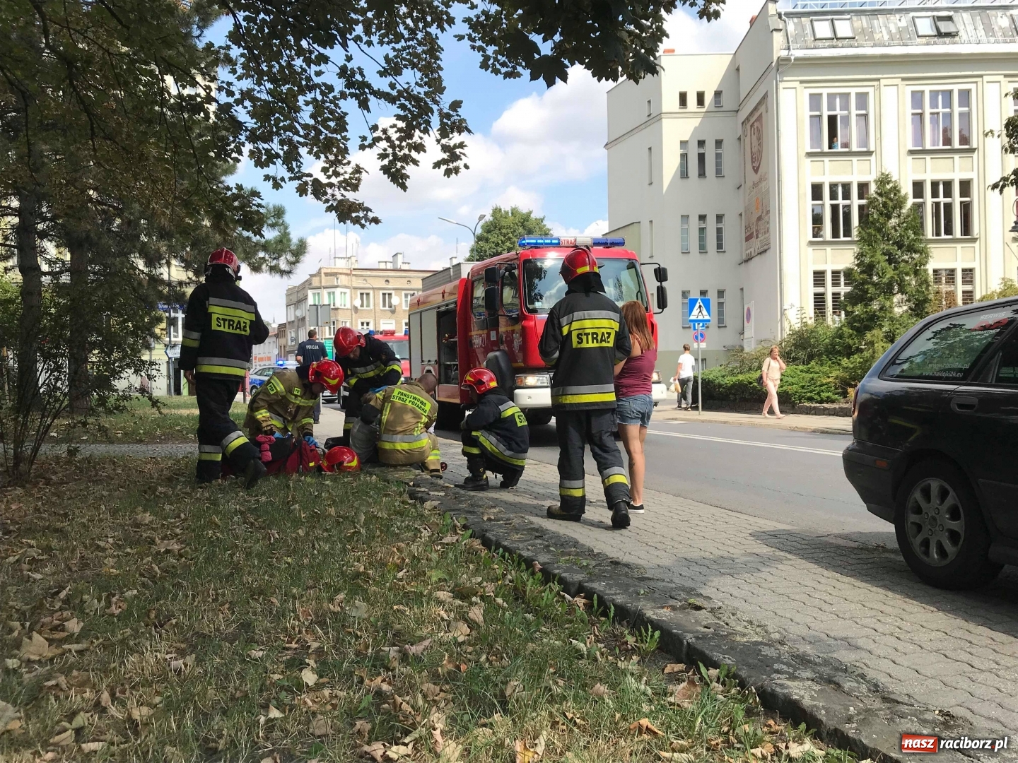 Zdjęcie w galerii na portalu naszraciborz.pl: Na Podwalu kierująca volvo potrąciła dziecko na pasach [FOTO] wiadomości z regionu