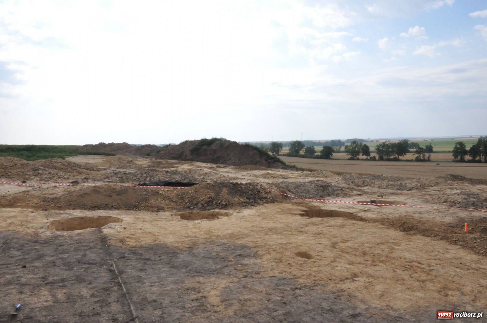 Zdjęcie w galerii na portalu naszraciborz.pl: Eko-Okna budują w Pietrowicach dom zakonny wiadomości z regionu