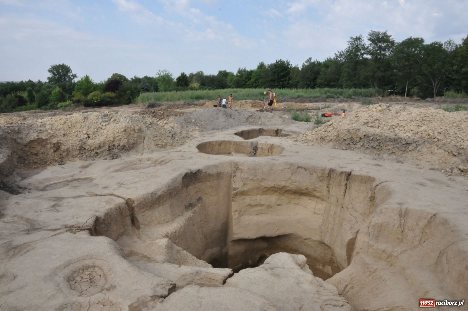 Zdjęcie w galerii na portalu naszraciborz.pl: Eko-Okna budują w Pietrowicach dom zakonny wiadomości z regionu
