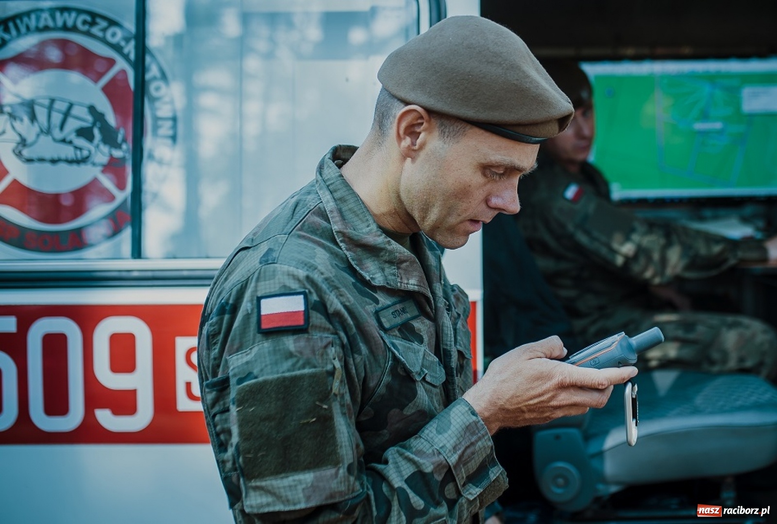 Zdjęcie w galerii na portalu naszraciborz.pl: Podczas wichury zaginęli drwale... Szkolenie śląskich terytorialsów [FOTO]  wiadomości z regionu