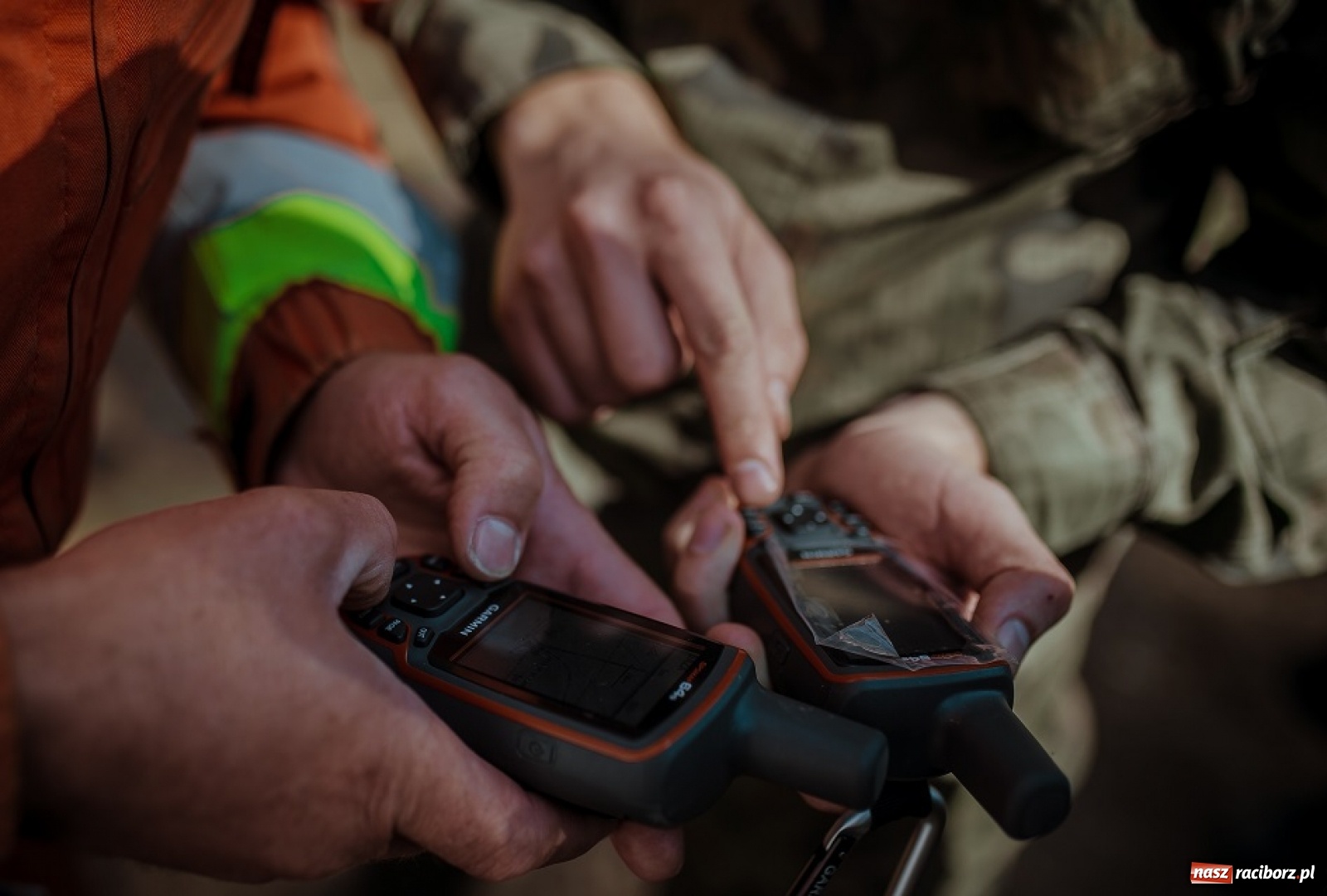 Zdjęcie w galerii na portalu naszraciborz.pl: Podczas wichury zaginęli drwale... Szkolenie śląskich terytorialsów [FOTO]  wiadomości z regionu