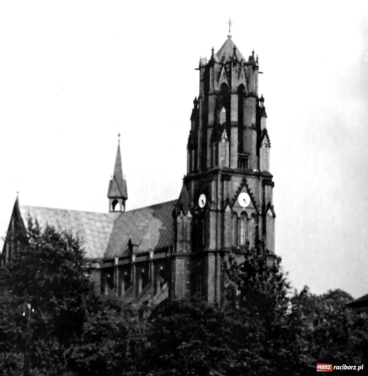 Zdjęcie w galerii na portalu naszraciborz.pl: Kartka z kalendarza. Samodzielny proboszcz na Ostrogu wiadomości z regionu