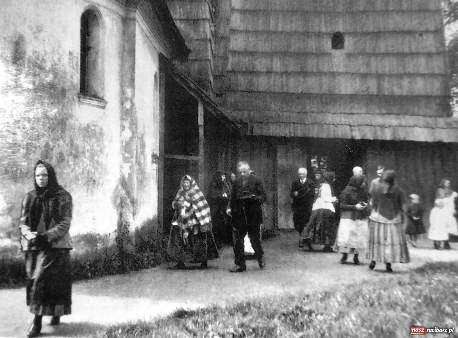 Zdjęcie w galerii na portalu naszraciborz.pl: Kartka z kalendarza. Samodzielny proboszcz na Ostrogu wiadomości z regionu