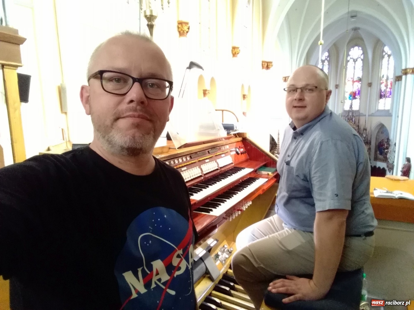 Zdjęcie w galerii na portalu naszraciborz.pl: Kartka z kalendarza. Samodzielny proboszcz na Ostrogu wiadomości z regionu