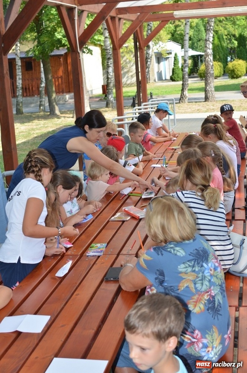Zdjęcie w galerii na portalu naszraciborz.pl: W Oborze znaleźli receptę na wakacyjną nudę  wiadomości z regionu