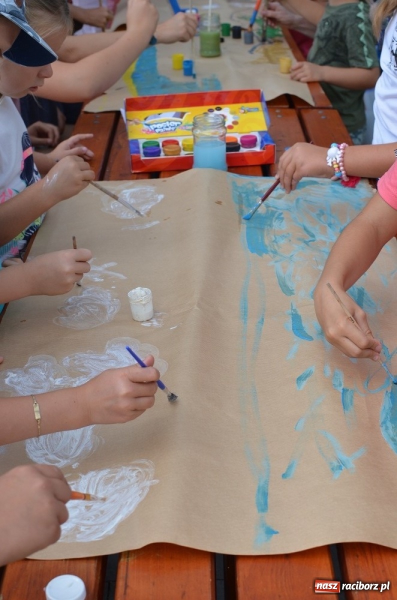 Zdjęcie w galerii na portalu naszraciborz.pl: W Oborze znaleźli receptę na wakacyjną nudę  wiadomości z regionu