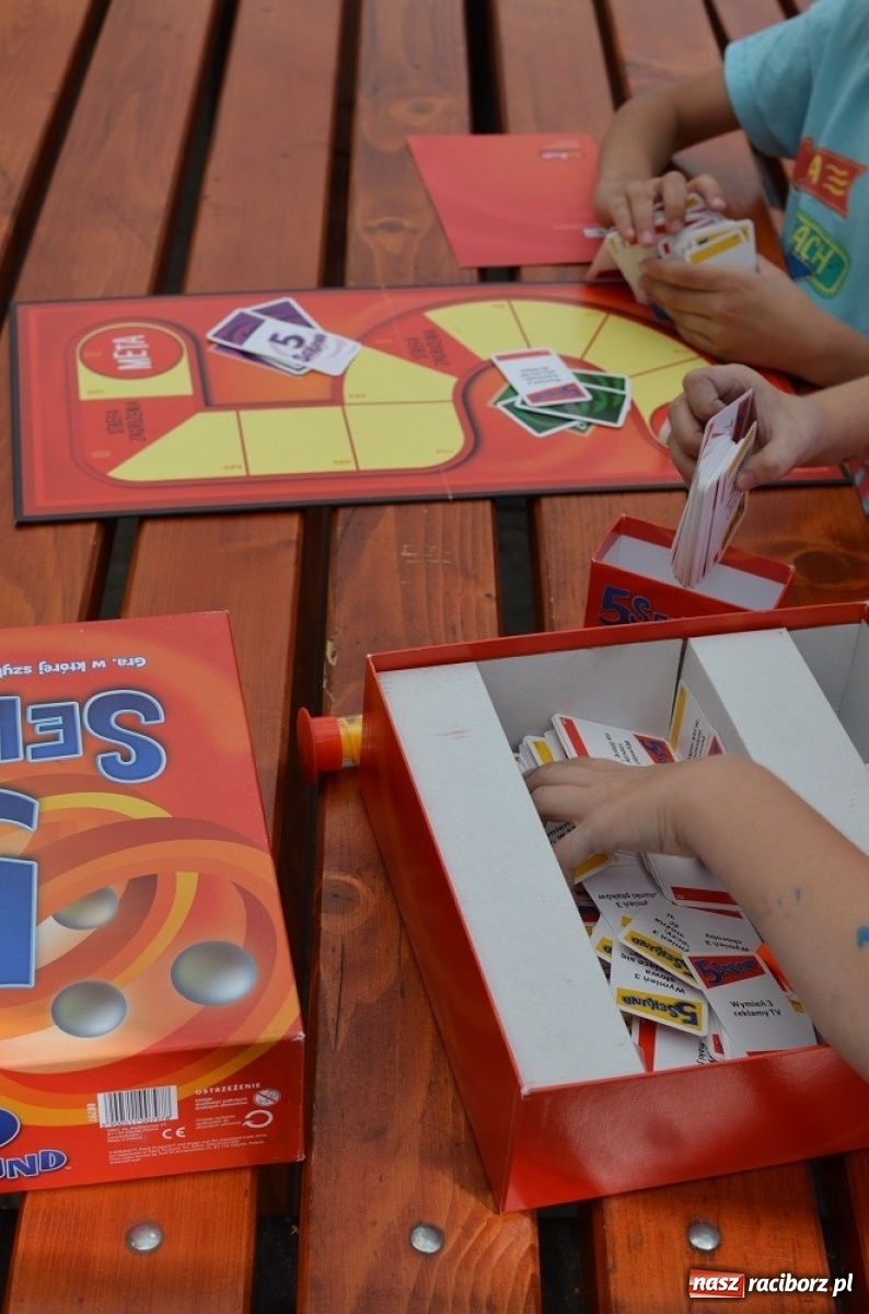 Zdjęcie w galerii na portalu naszraciborz.pl: W Oborze znaleźli receptę na wakacyjną nudę  wiadomości z regionu