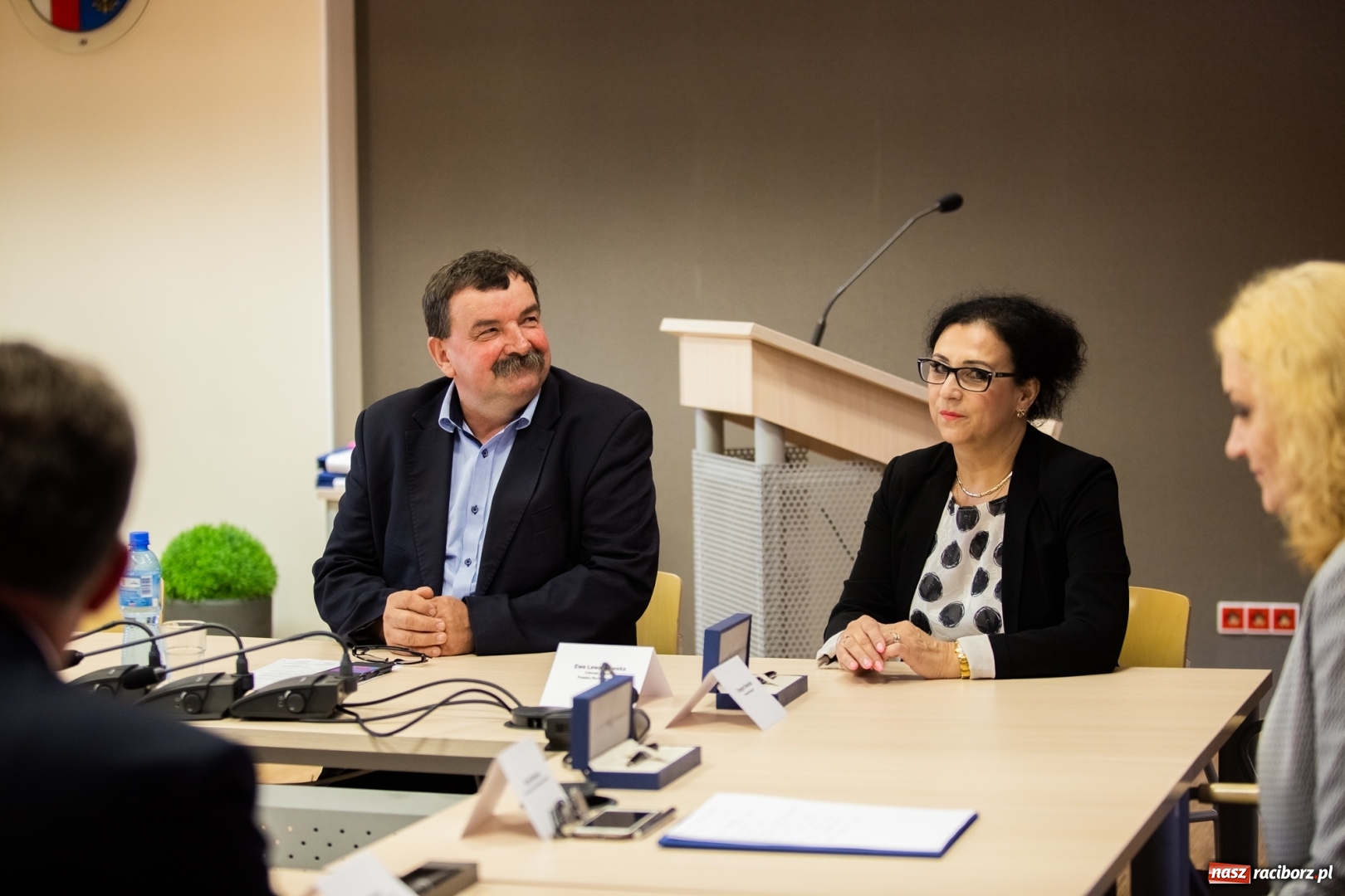 Zdjęcie w galerii na portalu naszraciborz.pl: Inicjatywa sołecka 2019. W Raciborzu podpisano umowy [FOTO] wiadomości z regionu