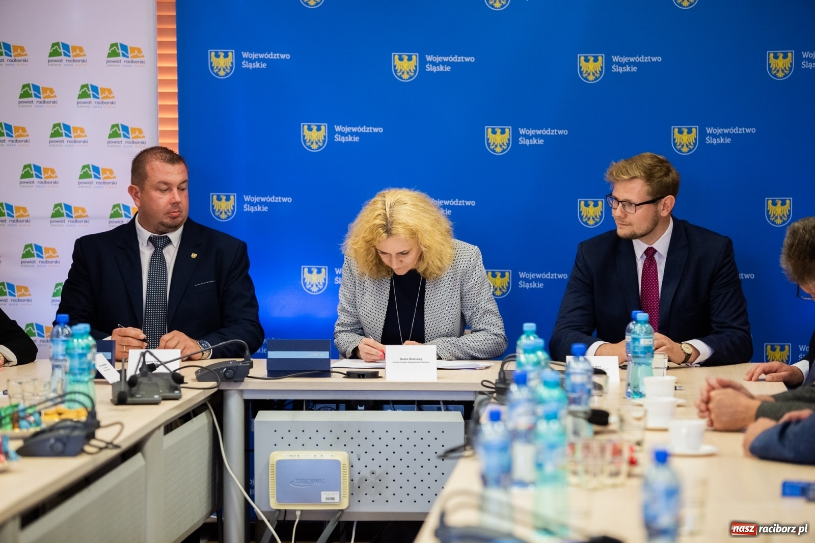 Zdjęcie w galerii na portalu naszraciborz.pl: Inicjatywa sołecka 2019. W Raciborzu podpisano umowy [FOTO] wiadomości z regionu