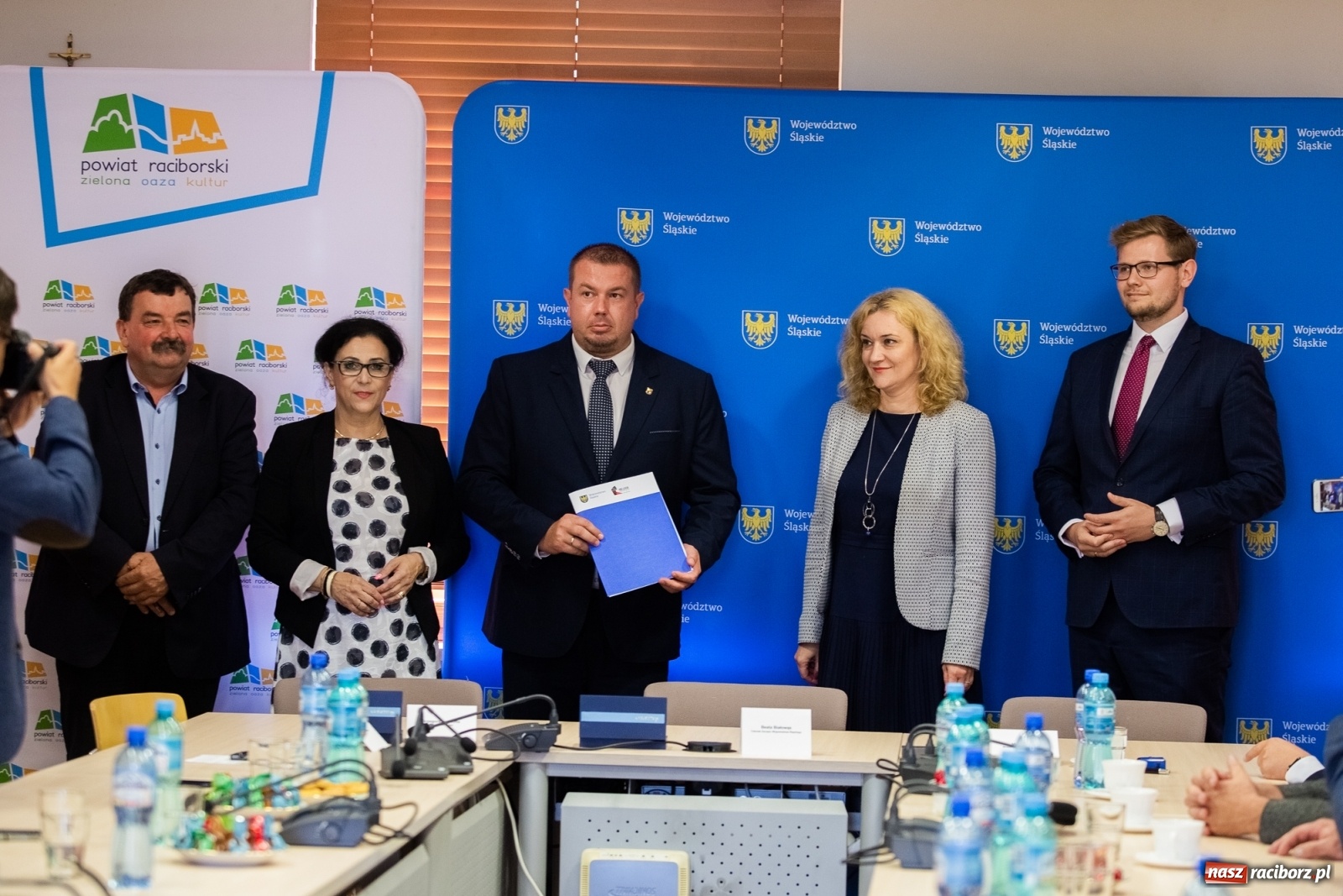 Zdjęcie w galerii na portalu naszraciborz.pl: Inicjatywa sołecka 2019. W Raciborzu podpisano umowy [FOTO] wiadomości z regionu