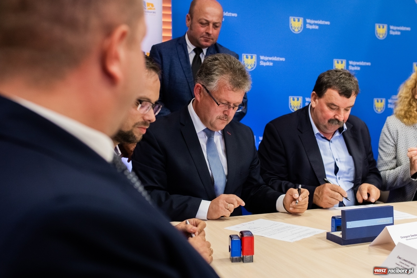 Zdjęcie w galerii na portalu naszraciborz.pl: Inicjatywa sołecka 2019. W Raciborzu podpisano umowy [FOTO] wiadomości z regionu