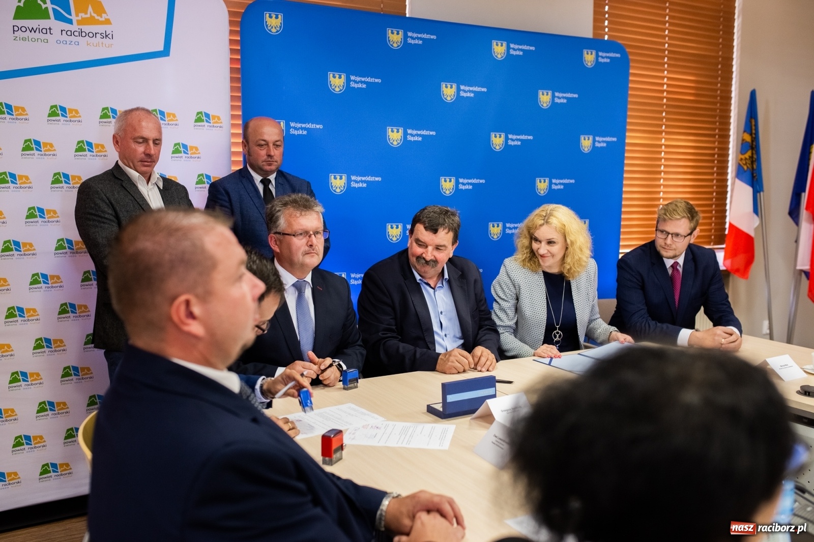 Zdjęcie w galerii na portalu naszraciborz.pl: Inicjatywa sołecka 2019. W Raciborzu podpisano umowy [FOTO] wiadomości z regionu