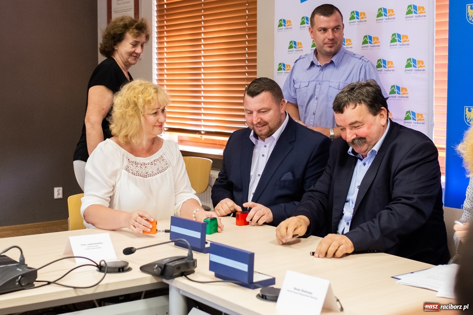 Zdjęcie w galerii na portalu naszraciborz.pl: Inicjatywa sołecka 2019. W Raciborzu podpisano umowy [FOTO] wiadomości z regionu