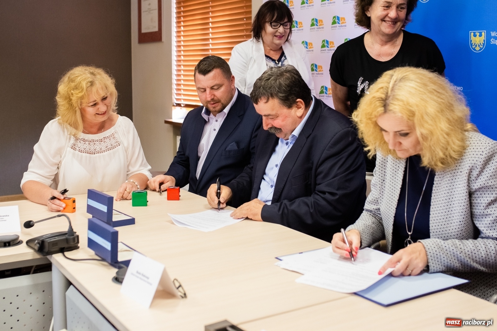 Zdjęcie w galerii na portalu naszraciborz.pl: Inicjatywa sołecka 2019. W Raciborzu podpisano umowy [FOTO] wiadomości z regionu