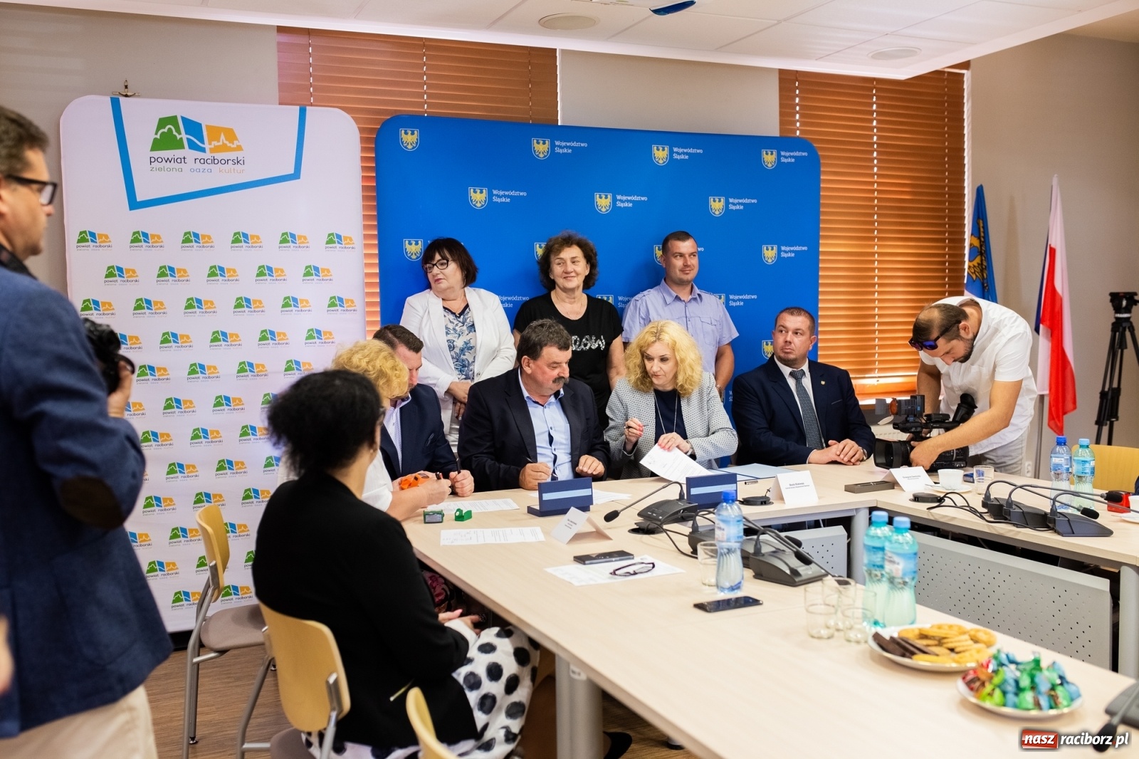 Zdjęcie w galerii na portalu naszraciborz.pl: Inicjatywa sołecka 2019. W Raciborzu podpisano umowy [FOTO] wiadomości z regionu