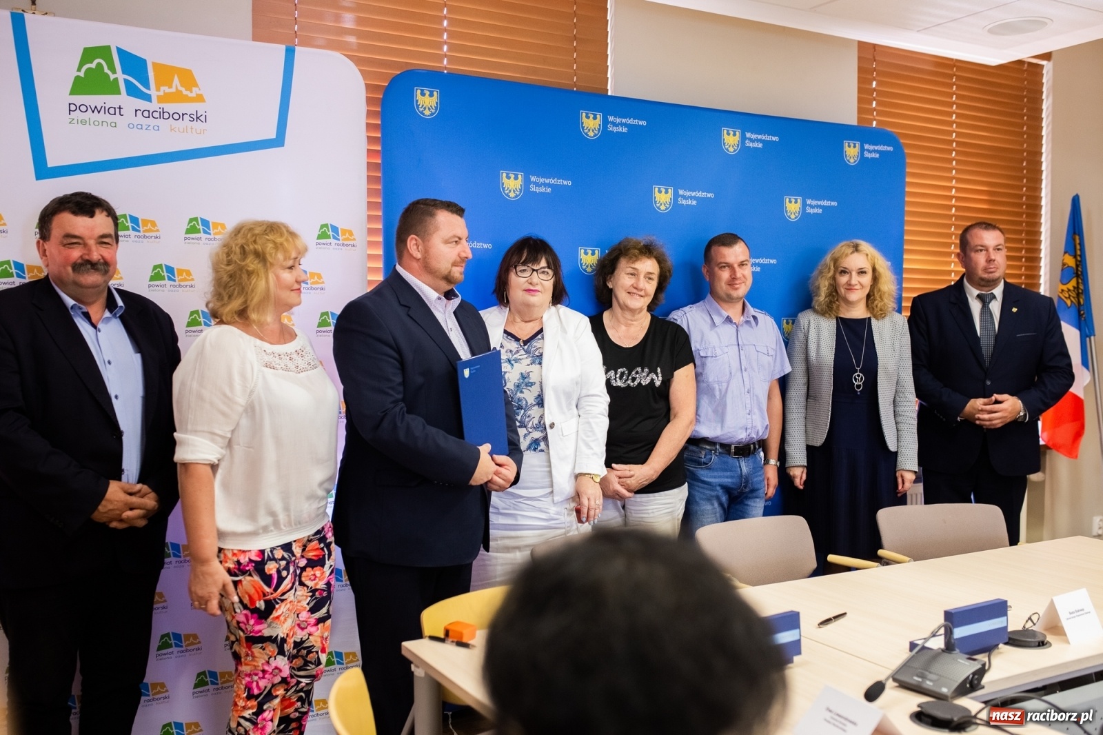 Zdjęcie w galerii na portalu naszraciborz.pl: Inicjatywa sołecka 2019. W Raciborzu podpisano umowy [FOTO] wiadomości z regionu