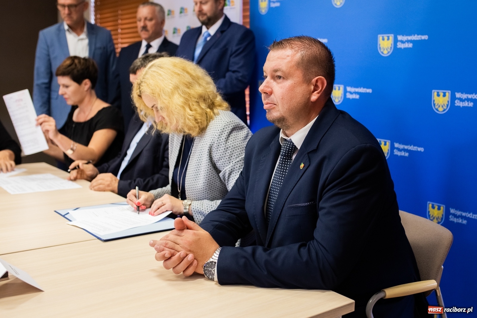 Zdjęcie w galerii na portalu naszraciborz.pl: Inicjatywa sołecka 2019. W Raciborzu podpisano umowy [FOTO] wiadomości z regionu