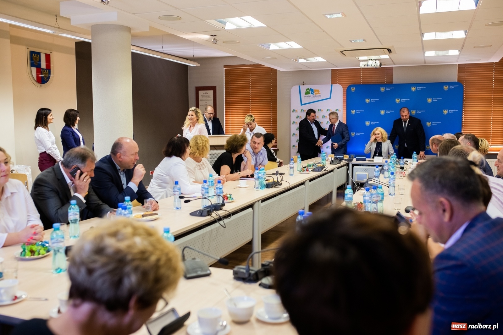 Zdjęcie w galerii na portalu naszraciborz.pl: Inicjatywa sołecka 2019. W Raciborzu podpisano umowy [FOTO] wiadomości z regionu