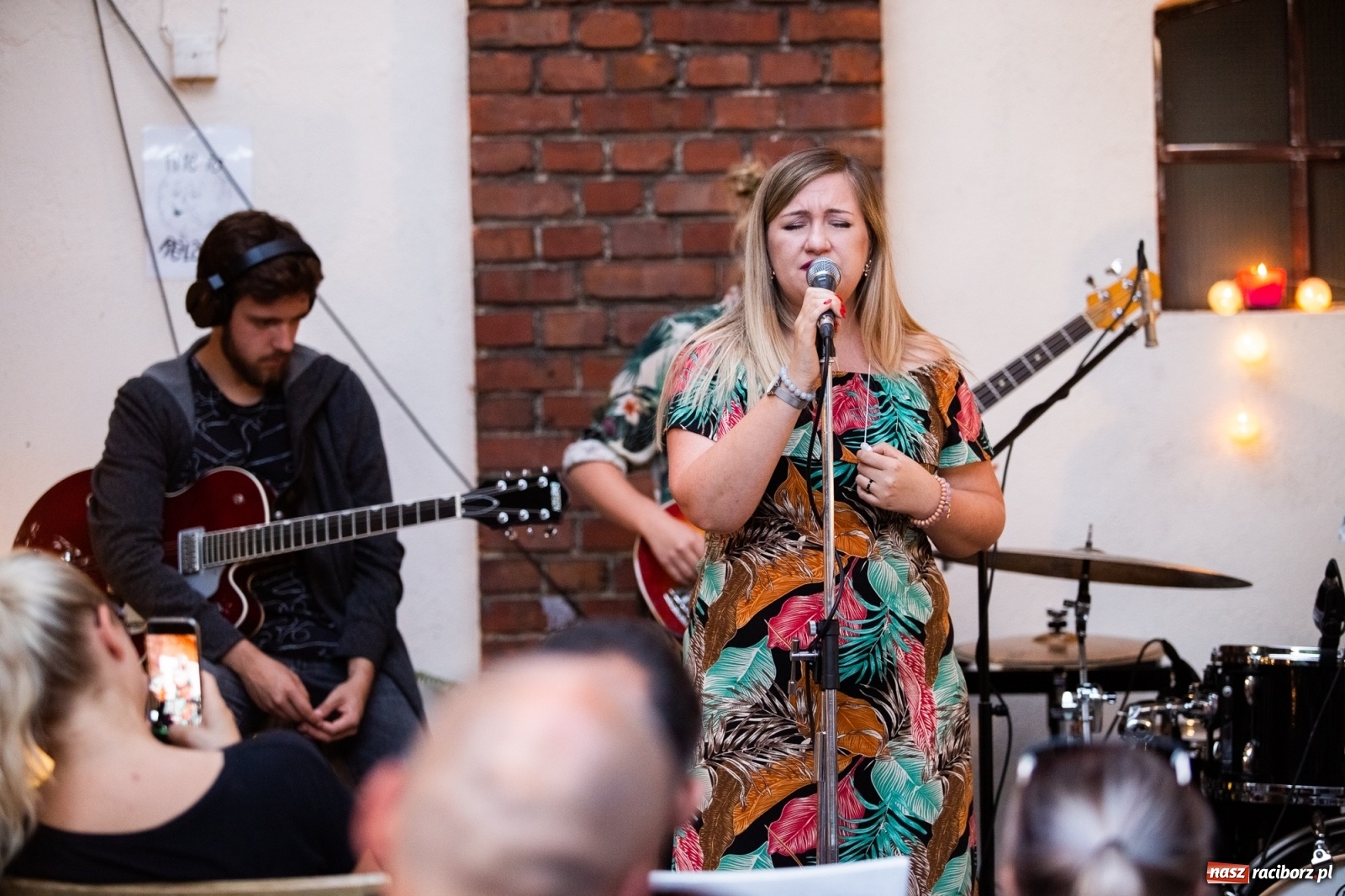 Zdjęcie w galerii na portalu naszraciborz.pl: Drugi tajny koncert w Raciborzu [FOTO]  wiadomości z regionu